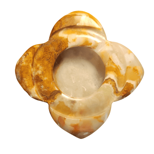 Vintage Hand-Carved Onyx Ashtray — Quatrefoil Clover, Honey & Cream Banded Stone